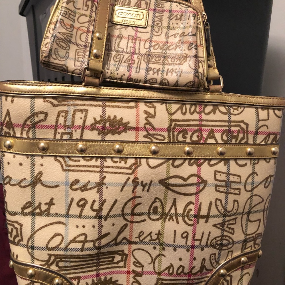 Coach bag and wallet or sunglass case